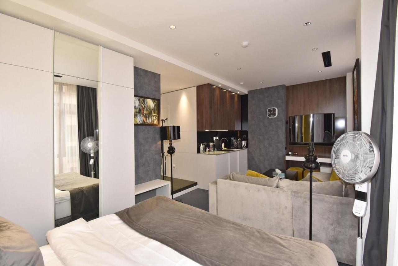 Avenue Aparthotel Erevan Esterno foto