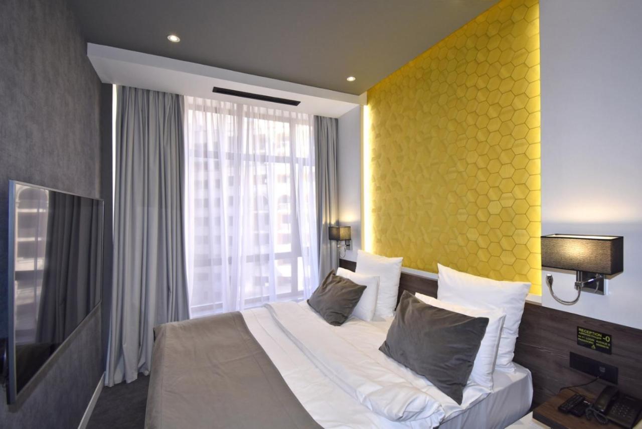 Avenue Aparthotel Erevan Esterno foto